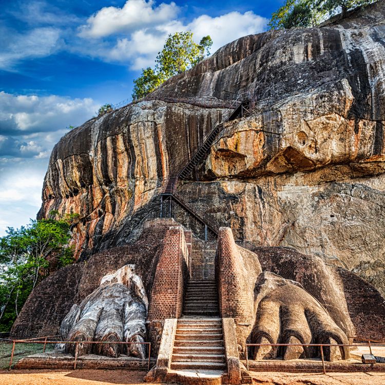 sigiriya-1.jpg
